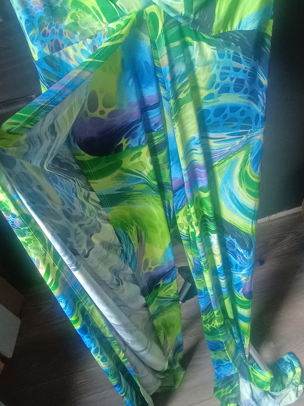 Fashion Nova Abstract Print Wide Leg Jumpsuit Women's Large Neon Blue Green Open - Picture 4 of 10